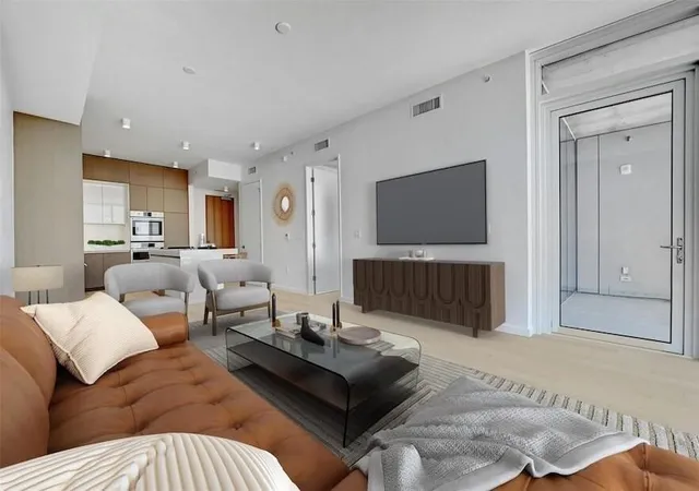 3rd image of 313 W 17Th St #1903, Austin, TX 78701 | MLS# 56972491