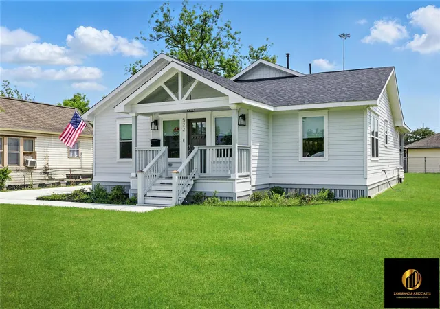Photo 1 of Single family home for sale at 522 Caplin St, Houston, TX 77022 | MLS# 15924056 | Listing updated on 2026-09-28