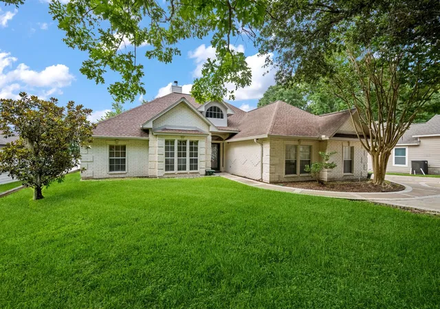 Photo 2 of Single family home for sale at 151 Lake Oaks Blvd, Coldspring, TX 77331 | MLS# 77506930 | Listing updated on 2026-08-07