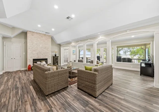Photo 4 of Single family home for sale at 151 Lake Oaks Blvd, Coldspring, TX 77331 | MLS# 77506930 | Listing updated on 2026-08-07