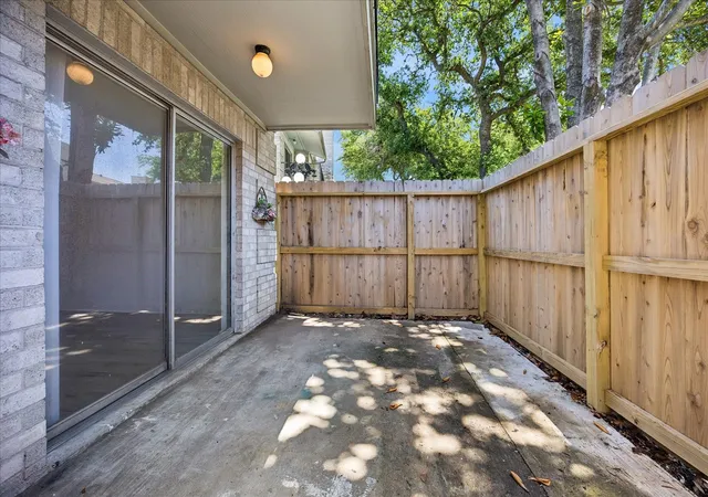 Photo 4 of Sale Pending at 6500 Sands Point Dr #407, Houston, TX 77074 | MLS# 31206916 | Listing updated on 2026-09-13