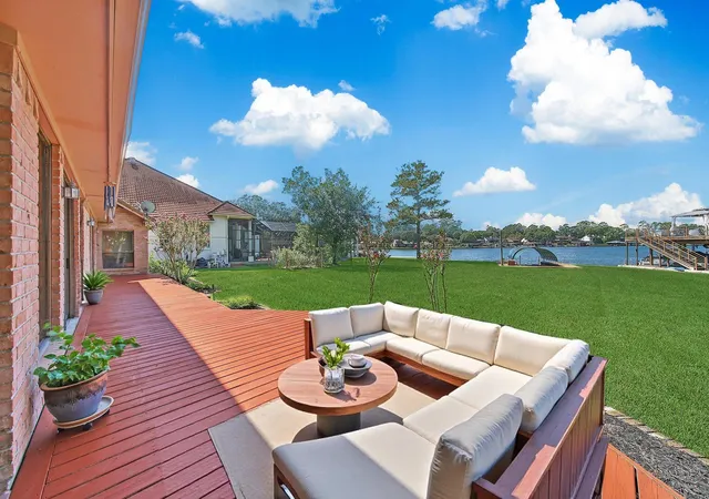 4th image of 142 Lakeside Dr, Montgomery, TX 77356 | MLS# 9866335