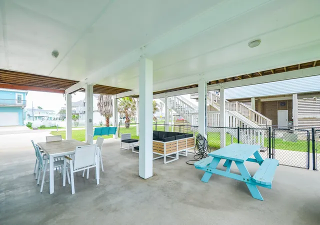 Photo 3 of Single family home for sale at 22810 Fresca St, Galveston, TX 77554 | MLS# 15576374 | Listing updated on 2026-09-16
