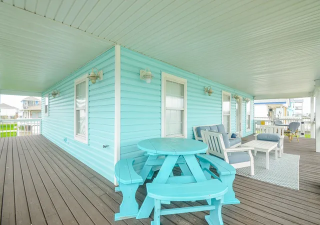 Photo 3 of Single family home for sale at 22810 Fresca St, Galveston, TX 77554 | MLS# 15576374 | Listing updated on 2026-09-16