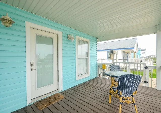 Photo 4 of Single family home for sale at 22810 Fresca St, Galveston, TX 77554 | MLS# 15576374 | Listing updated on 2026-09-16
