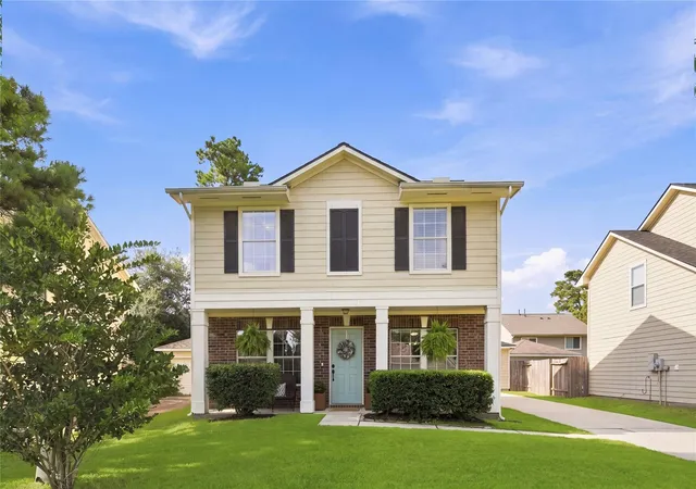 1st image of 427 Laurel Timbers Dr, Kingwood, TX 77339 | MLS# 37360487