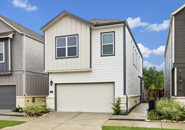 Photo 1 of Single family home for sale at 14827 Silent Gulf Ave, Houston, TX 77082 | MLS# 89653120 | Listing updated on 2026-09-20