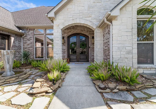 Homes for sale in Orange, TX | 150 Greenwing Ln, Orange, TX 77630 | MLS# 75817321