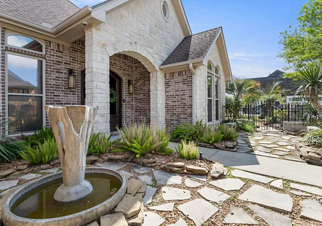 Homes for sale in Orange, TX | 150 Greenwing Ln, Orange, TX 77630 | MLS# 75817321