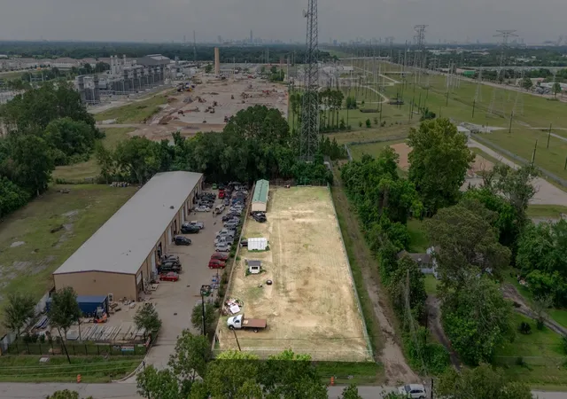 Photo 3 of Land for sale at 4628 Allum Rd, Houston, TX 77045 | MLS# 88868998 | Listing updated on 2026-05-27