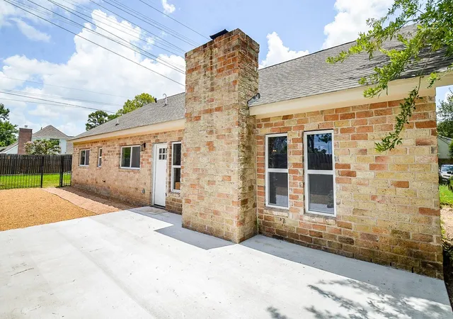 32nd image of 2662 Williams Grant St, Sugar Land, TX 77479 | MLS# 89551706