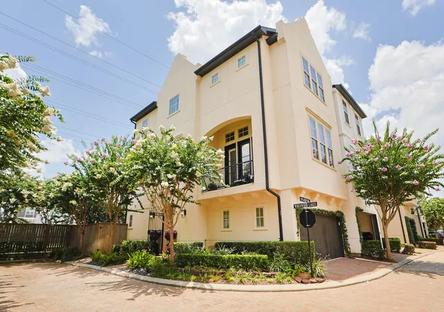 Photo 1 of Single family home for sale at 10901 Upland Park, Houston, TX 77043 | MLS# 71895947 | Listing updated on 2026-08-16