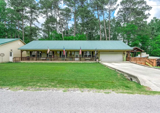 1st image of 100 Magnolia Pl, Coldspring, TX 77331 | MLS# 58373698