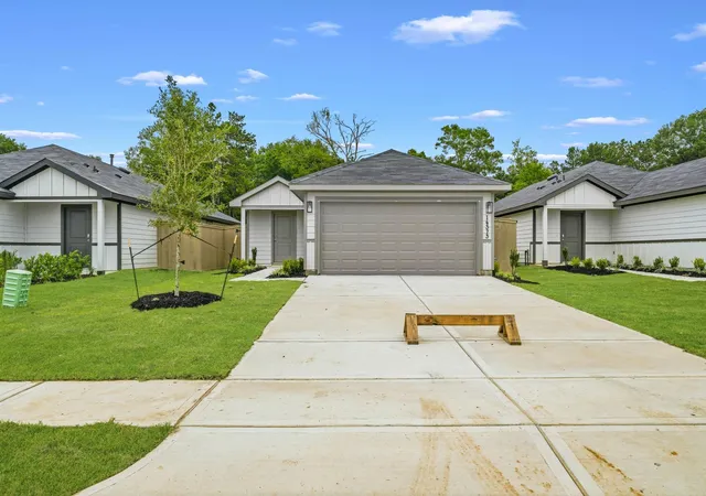 Photo 2 of Sale Pending at 14373 Tawny St, Splendora, TX 77372 | MLS# 29816466 | Listing updated on 2026-09-27