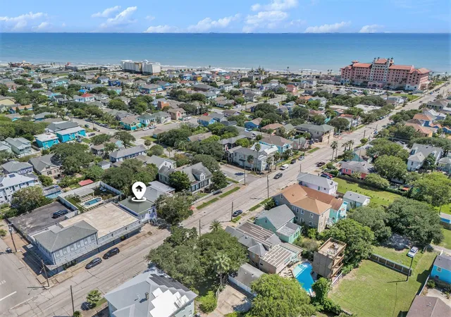 Photo 3 of Multi family home for sale at 1512 Moody Ave, Galveston, TX 77550 | MLS# 75679874 | Listing updated on 2026-08-02