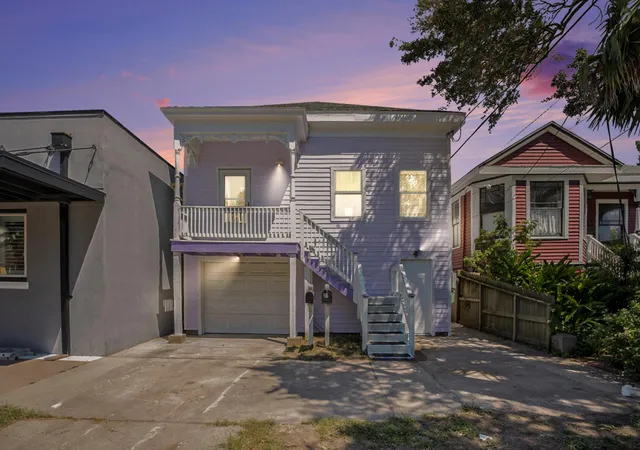 Listing Photo 5 - Condo for sale in building located at 1512 Moody Ave, Galveston, TX 77550