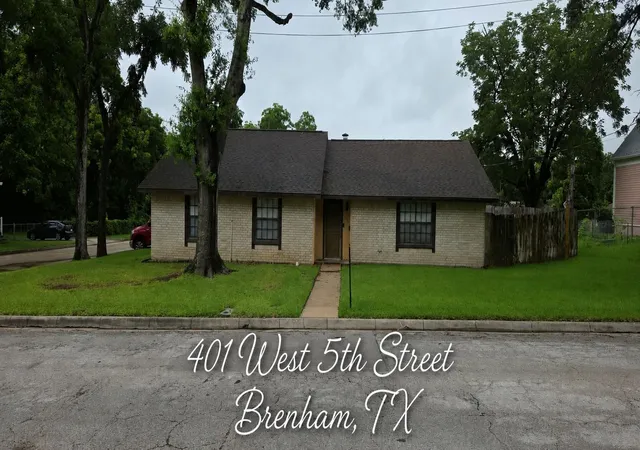 1st image of 401 W Fifth St, Brenham, TX 77833 | MLS# 79343472