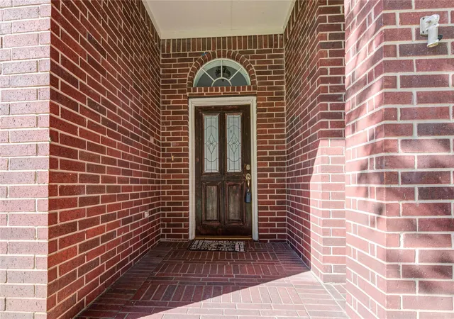 Photo 3 of Sale Pending at 6514 Canyon Ests Ln, Richmond, TX 77469 | MLS# 43656302 | Listing updated on 2026-10-03