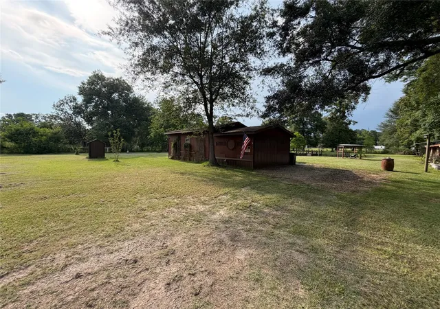 14th image of 322 County Road 2321, Dayton, TX 77535 | MLS# 87990097