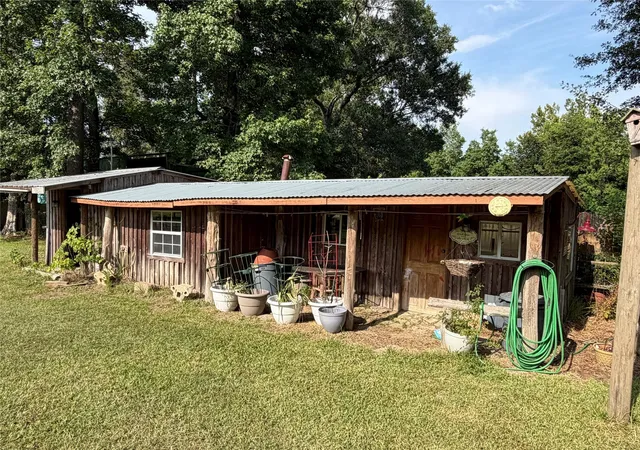 2nd image of 322 County Road 2321, Dayton, TX 77535 | MLS# 87990097