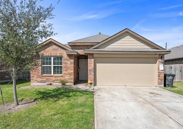 Single family home for sale at 715 Harvest Blf Dr, Rosharon, TX 77583 | MLS# 11602792