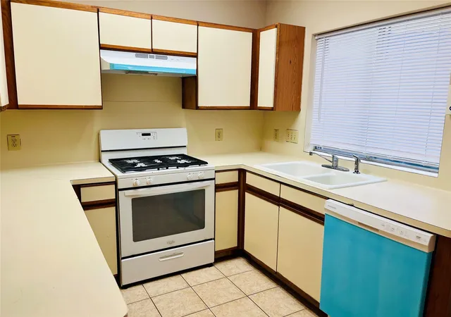 Homes for sale in Sugar Land, TX | 2910 Grants Lake Blvd #1603, Sugar Land, TX 77479 | MLS# 93501275