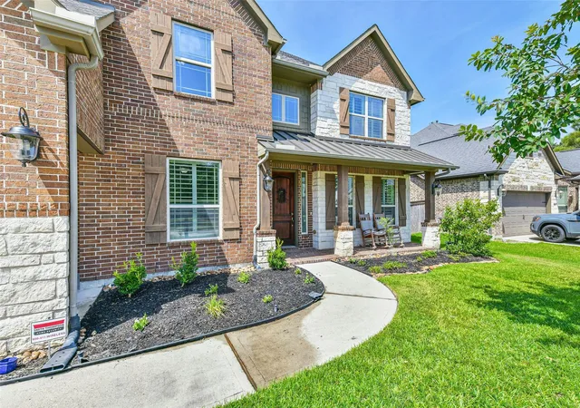 Photo 3 of Single family home for sale at 12919 Wickerhill Falls Ct, Humble, TX 77346 | MLS# 65468626 | Listing updated on 2026-10-07