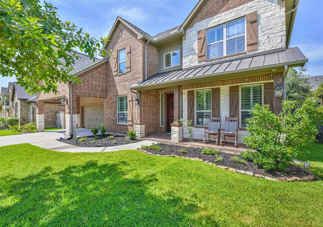 Photo 4 of Single family home for sale at 12919 Wickerhill Falls Ct, Humble, TX 77346 | MLS# 65468626 | Listing updated on 2026-10-07