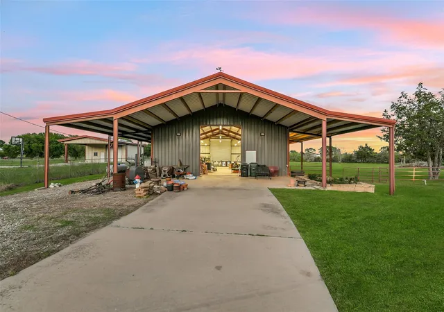 Photo 3 of Single family home for sale at 4511 Pool Hl Rd, Brookshire, TX 77423 | MLS# 77996759 | Listing updated on 2026-08-21