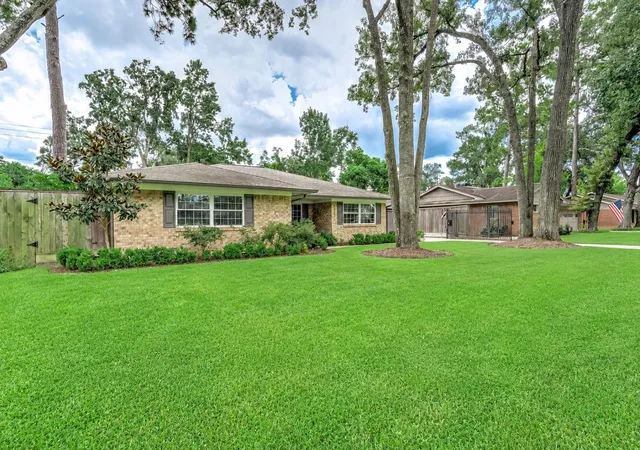 2nd image of 1307 Lehman St, Houston, TX 77018 | MLS# 20713215