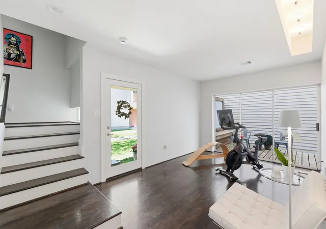 4th image of 1117 W 17Th St, Houston, TX 77008 | MLS# 75866936