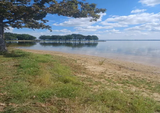 Photo 4 of Land for sale at 0 Scenic Rd, Trinidad, TX 75163 | MLS# 49916382 | Listing updated on 2026-05-07