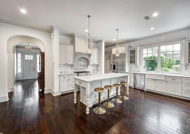 Photo 4 of Sale Pending at 8409 Majestic Lake Ct, Montgomery, TX 77316 | MLS# 46735763 | Listing updated on 2026-08-15