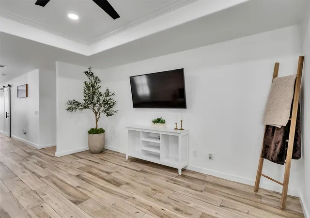 Photo 3 of Single family home for sale at 14114 Pecan Hl Ct, Houston, TX 77048 | MLS# 34536519 | Listing updated on 2026-09-12
