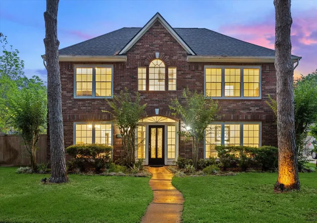 1st image of 4419 Three Rivers Dr, Sugar Land, TX 77478 | MLS# 96693545