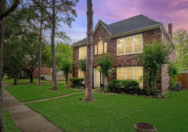 33rd image of 4419 Three Rivers Dr, Sugar Land, TX 77478 | MLS# 96693545