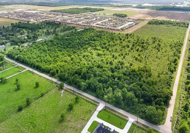 Photo 1 of Sale Pending at 0 County Rd 383, Rosharon, TX 77583 | MLS# 62886043 | Listing updated on 2026-08-13