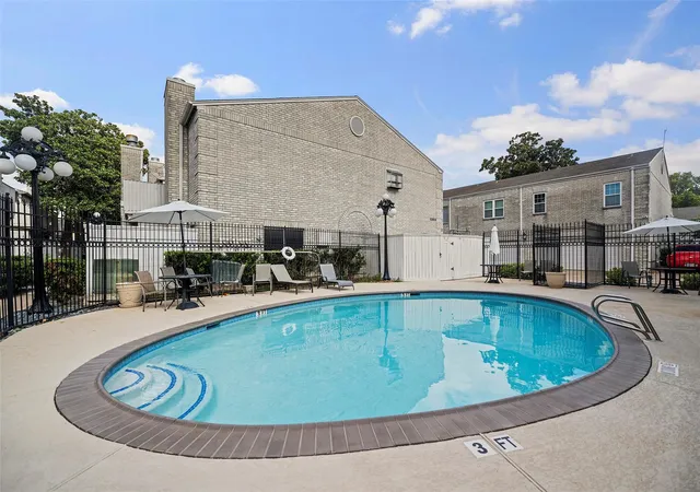 41st image of 3800 Tanglewilde St #402, Houston, TX 77063 | MLS# 83504948