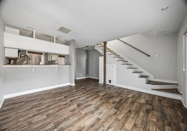 Photo 3 of Condo for sale at 1205 Autrey St Unit 4, Houston, TX 77006 | MLS# 81027223 | Listing updated on 2026-07-03