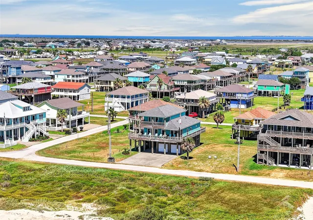 49th image of 1335 Emerald Dr, Port Bolivar, TX 77650 | MLS# 30197658