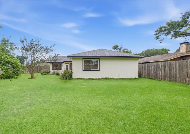 25th image of 9607 Kemp Forest Dr, Houston, TX 77080 | MLS# 37148710