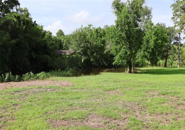 Homes for sale in Baytown, TX | 8 Bayou Bend Dr Dr, Baytown, TX 77523 | MLS# 98412292