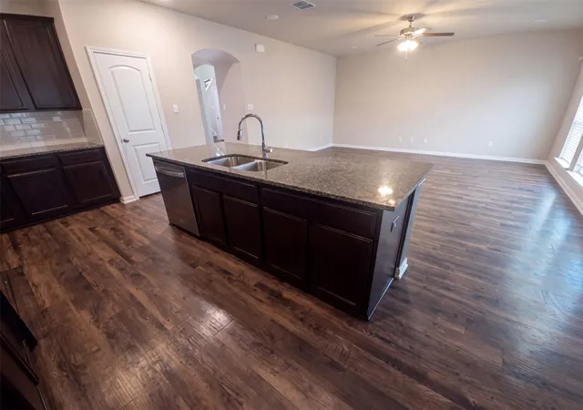 Photo 2 of Single family home for sale at 3001 Gilchrist Dr, Waco, TX 76655 | MLS# 19332138 | Listing updated on 2026-09-17