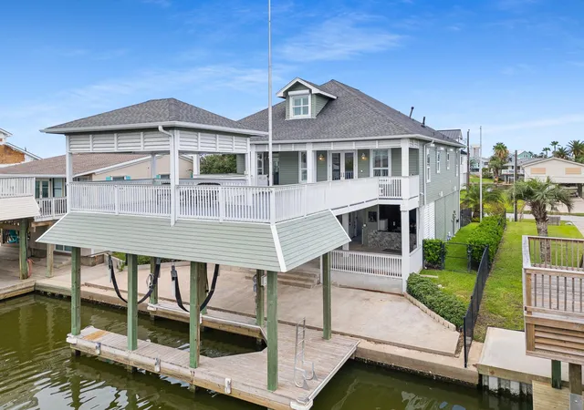 Homes for sale in Jamaica Beach, TX | 16530 Tampico Wy, Jamaica Beach, TX 77554 | MLS# 49628208