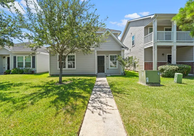 1st image of 1714 Claremont Garden Cir, Houston, TX 77047 | MLS# 68274925