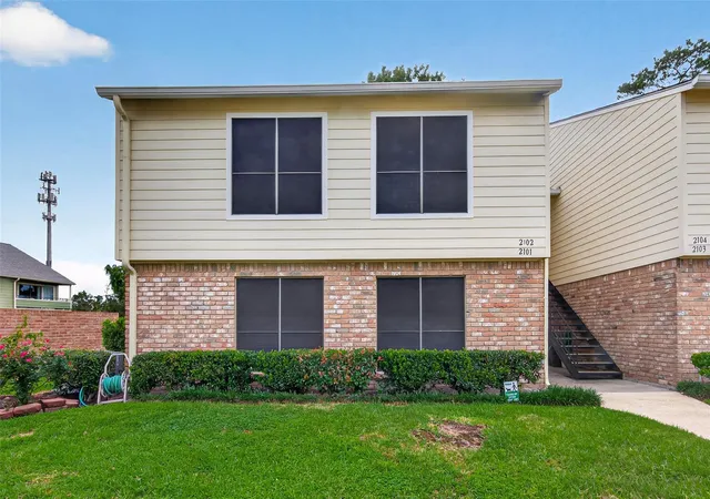 Photo 1 of Sale Pending at 14555 Wunderlich Dr #2101, Houston, TX 77069 | MLS# 67433387 | Listing updated on 2026-09-16