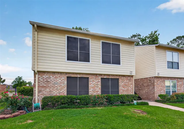 Photo 2 of Sale Pending at 14555 Wunderlich Dr #2101, Houston, TX 77069 | MLS# 67433387 | Listing updated on 2026-09-16