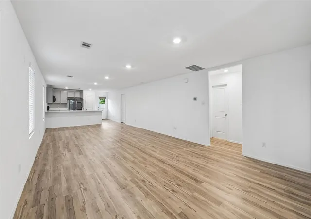Photo 3 of Single family home for sale at 26719 Wilderye Cvs Ln, Katy, TX 77493 | MLS# 40693991 | Listing updated on 2026-09-07