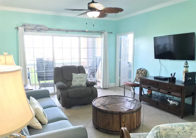 3rd image of 7000 Seawall Blvd, Galveston, TX 77551