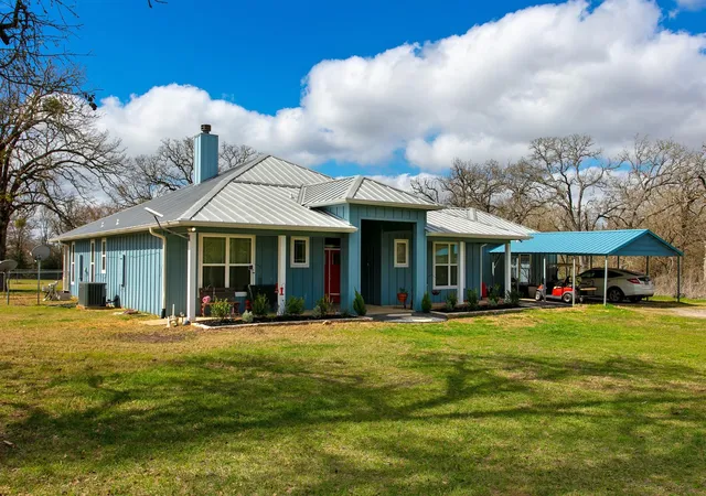 1st image of 4168 Owensville Cemetery Rd, Franklin, TX 77856 | MLS# 40203441